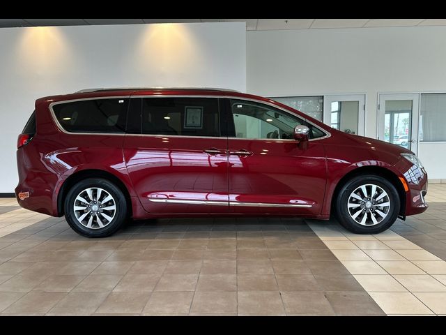 2020 Chrysler Pacifica Hybrid Limited