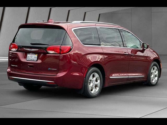 2020 Chrysler Pacifica Hybrid Touring L