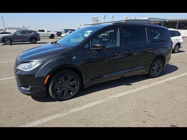 2020 Chrysler Pacifica Hybrid Touring L