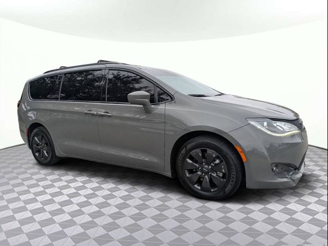 2020 Chrysler Pacifica Hybrid Touring L