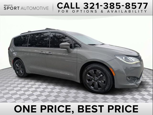 2020 Chrysler Pacifica Hybrid Touring L