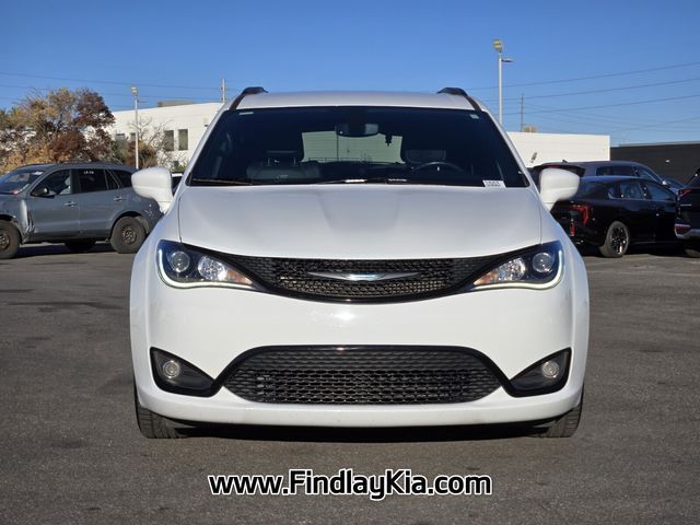 2020 Chrysler Pacifica Hybrid Touring L