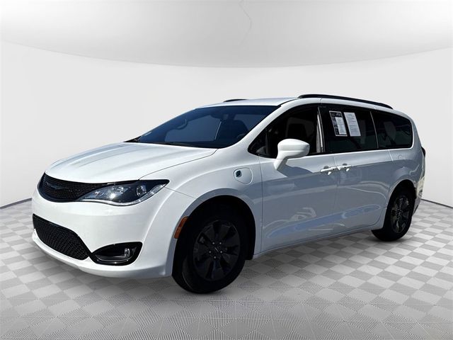 2020 Chrysler Pacifica Hybrid Touring L