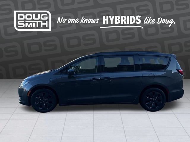 2020 Chrysler Pacifica Hybrid Touring L