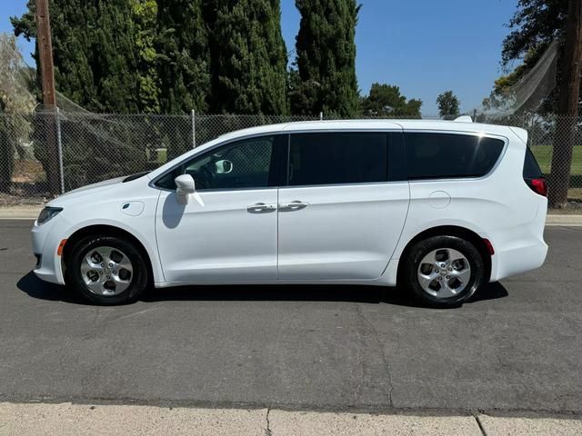 2020 Chrysler Pacifica Hybrid Touring