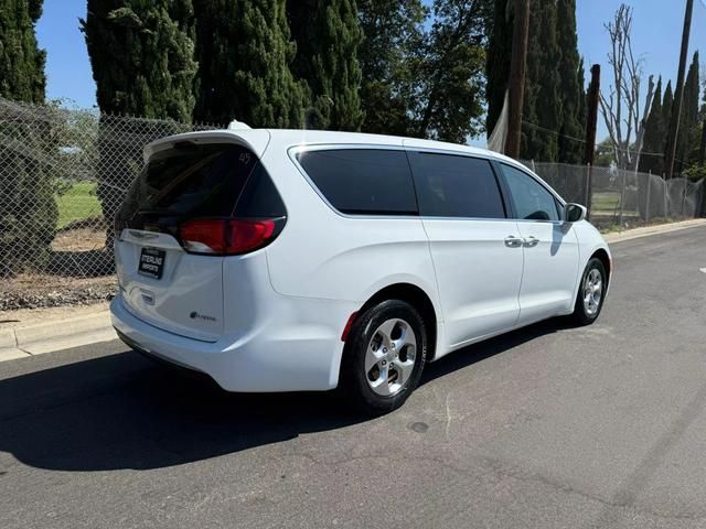 2020 Chrysler Pacifica Hybrid Touring