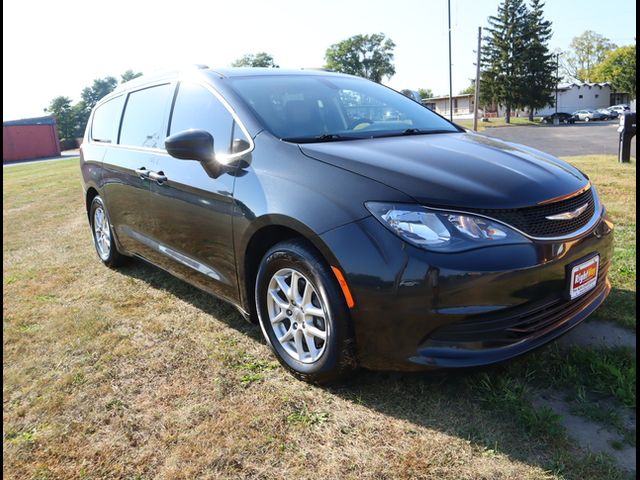 2020 Chrysler Voyager LXI