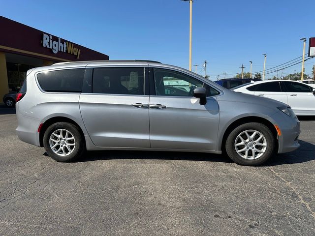 2020 Chrysler Voyager LXI