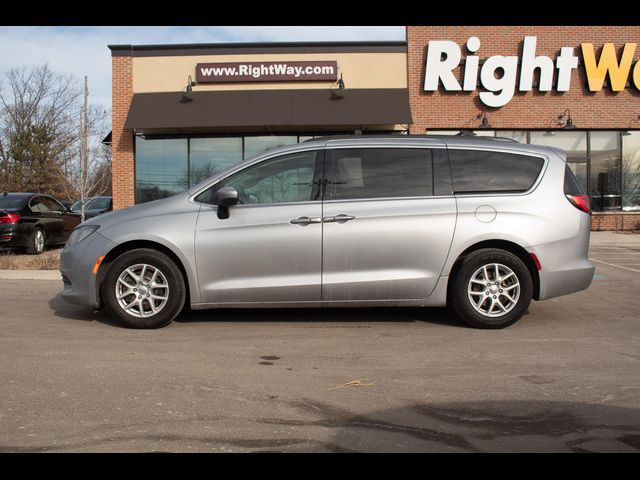 2020 Chrysler Voyager LXI