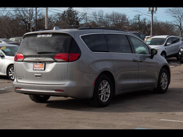 2020 Chrysler Voyager LXI