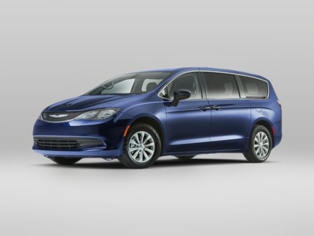 2020 Chrysler Voyager L