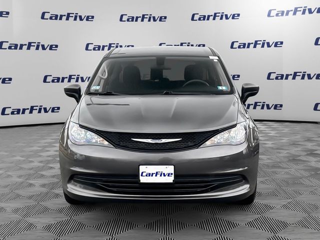 2020 Chrysler Voyager L