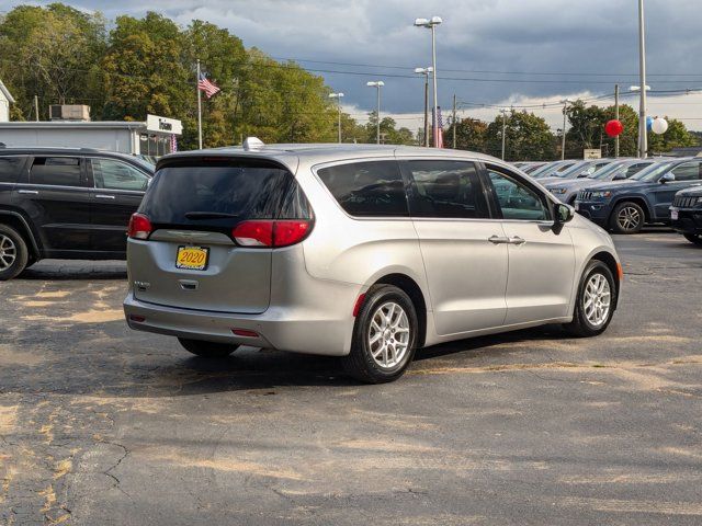 2020 Chrysler Voyager LX