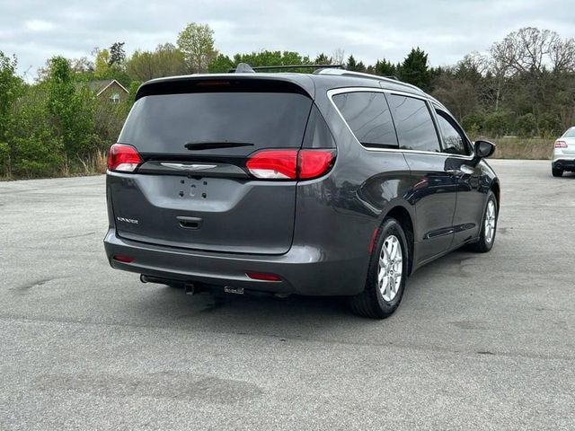 2020 Chrysler Voyager LX