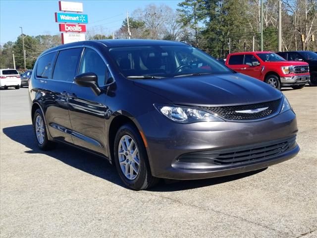 2020 Chrysler Voyager LX