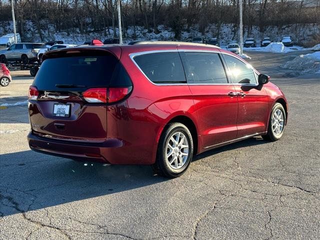 2020 Chrysler Voyager LXI