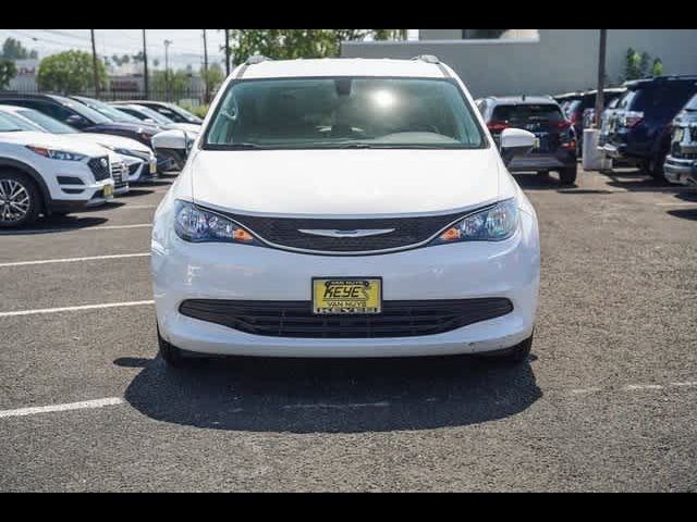 2020 Chrysler Voyager LXI