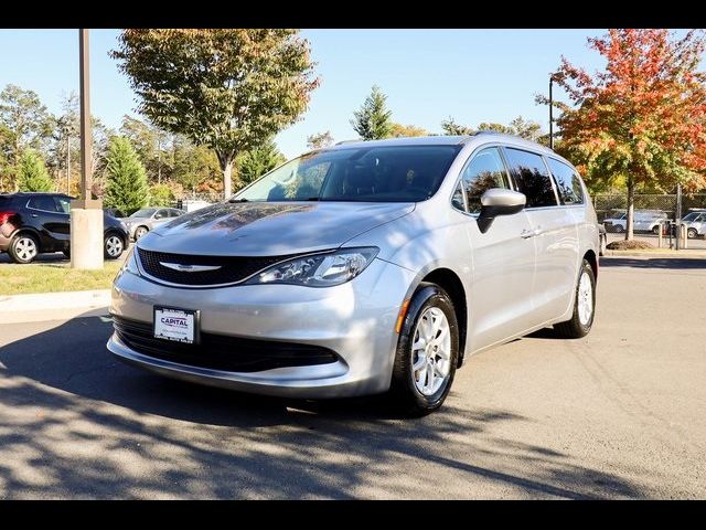 2020 Chrysler Voyager LXI