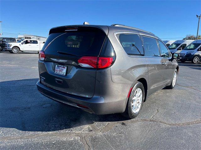 2020 Chrysler Voyager LXI