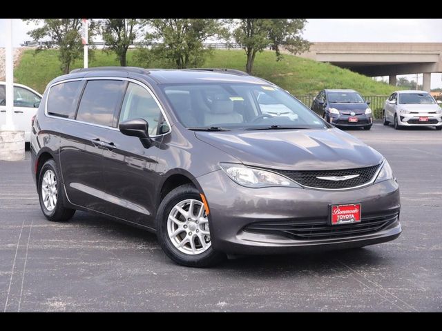 2020 Chrysler Voyager LXI