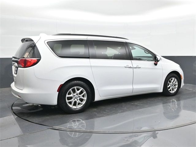 2020 Chrysler Voyager LXI