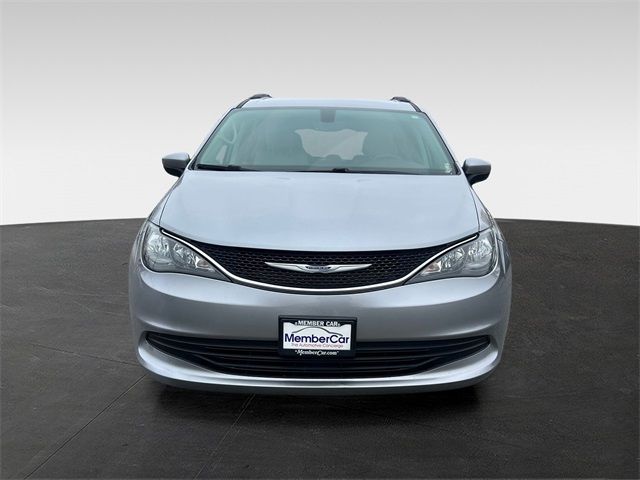 2020 Chrysler Voyager LXI