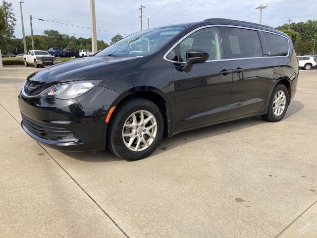 2020 Chrysler Voyager LXI