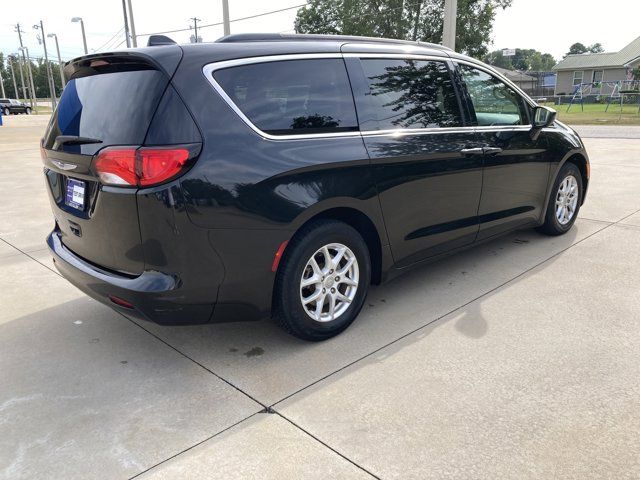 2020 Chrysler Voyager LXI