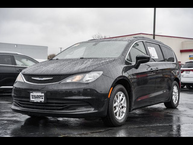 2020 Chrysler Voyager LXI