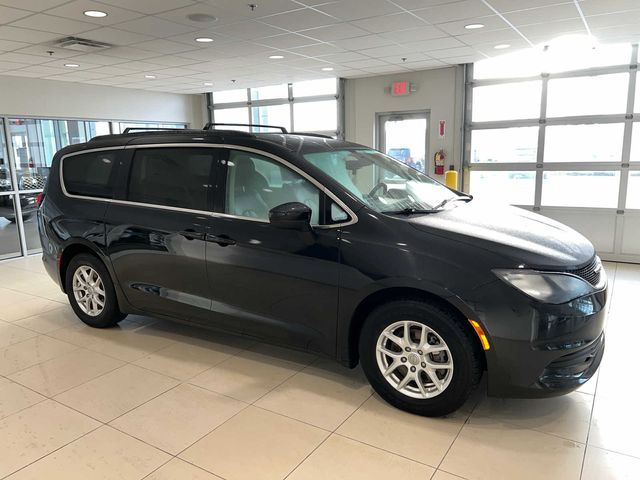 2020 Chrysler Voyager LXI