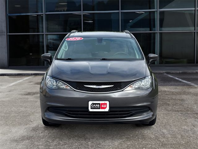 2020 Chrysler Voyager LXI