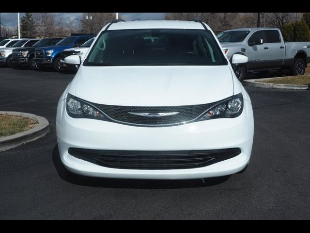 2020 Chrysler Voyager LXI