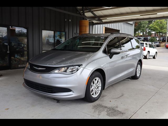 2020 Chrysler Voyager LXI