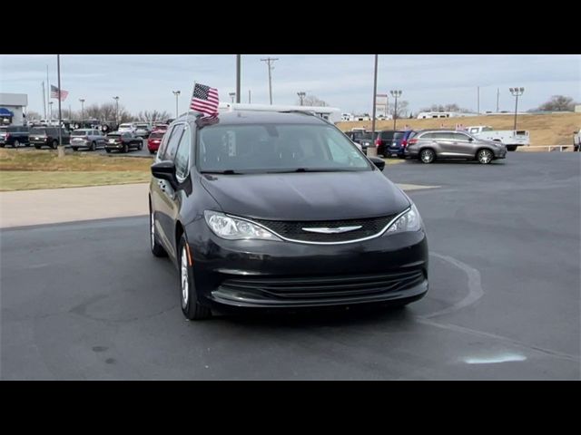 2020 Chrysler Voyager LXI