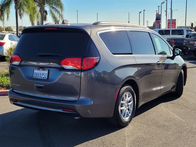 2020 Chrysler Voyager LXI