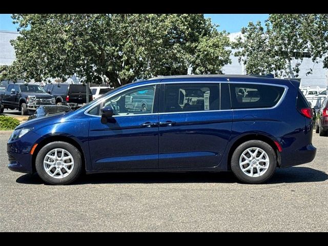 2020 Chrysler Voyager LXI