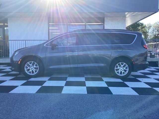 2020 Chrysler Voyager LXI