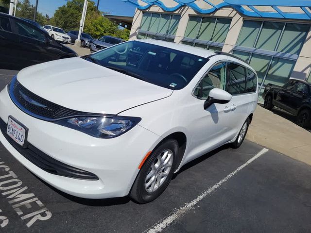 2020 Chrysler Voyager LXI