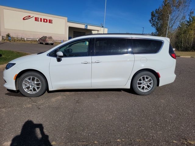 2020 Chrysler Voyager LXI