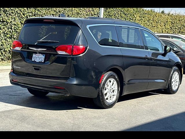 2020 Chrysler Voyager LXI