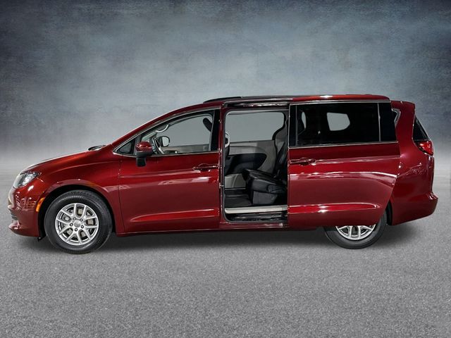 2020 Chrysler Voyager LXI