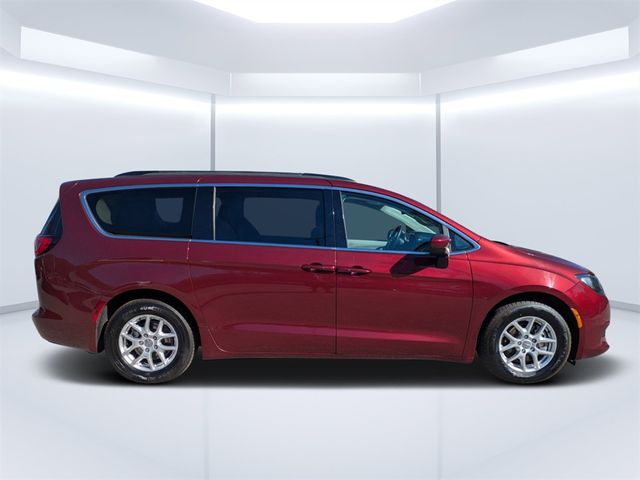 2020 Chrysler Voyager LXI