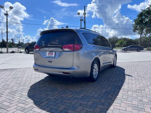 2020 Chrysler Voyager LXI