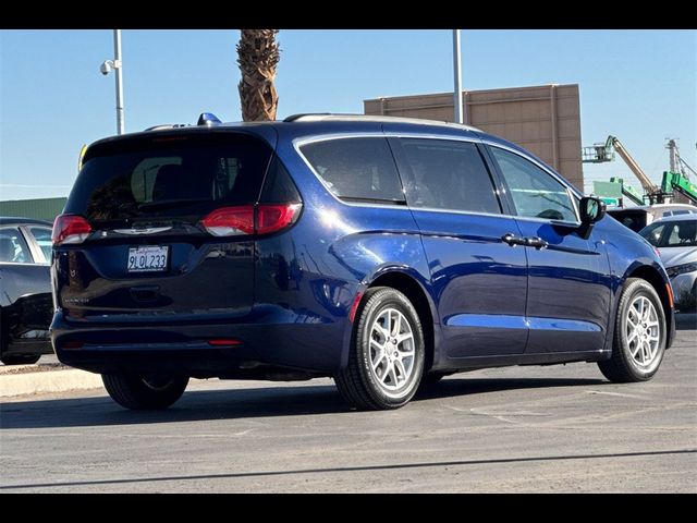 2020 Chrysler Voyager LXI