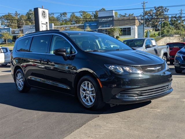 2020 Chrysler Voyager LXI