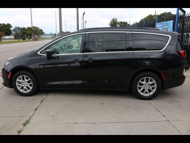 2020 Chrysler Voyager LXI