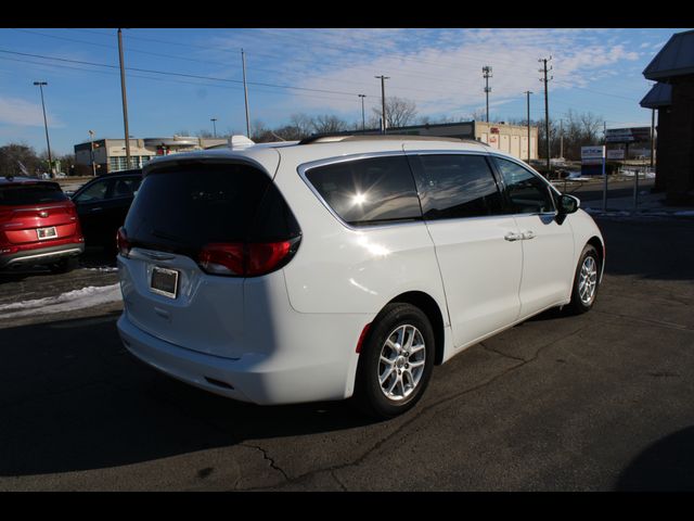 2020 Chrysler Voyager LXI