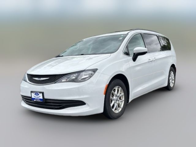 2020 Chrysler Voyager LXI