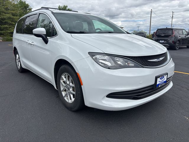 2020 Chrysler Voyager LXI