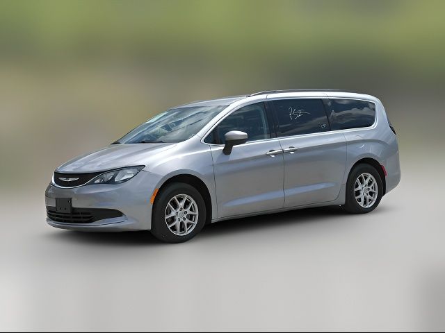 2020 Chrysler Voyager LXI